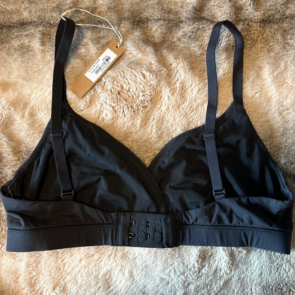 Skims fits everybody‎ triangle bralette - Picture 3 of 5